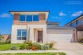 Property photo of 8 Rosette Parade Mickleham VIC 3064