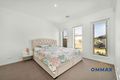 Property photo of 19 Henderson Circuit Aintree VIC 3336