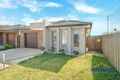 Property photo of 19 Henderson Circuit Aintree VIC 3336