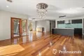 Property photo of 16 Aspen Crescent Point Cook VIC 3030