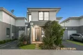 Property photo of 4 Lyell Place Pakenham VIC 3810
