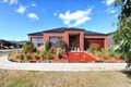 Property photo of 1 Jarrah Place Craigieburn VIC 3064