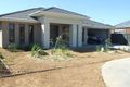 Property photo of 8 Griffith Mews Pakenham VIC 3810