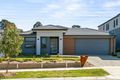 Property photo of 48 Meadowlea Crescent Pakenham VIC 3810