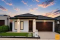 Property photo of 25 Gem Crescent Cobblebank VIC 3338