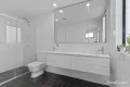 Property photo of 32 Waterline Crescent Bulimba QLD 4171