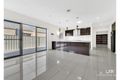 Property photo of 5 Dempster Drive Craigieburn VIC 3064