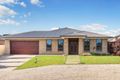 Property photo of 14 Nyah Court Broadford VIC 3658