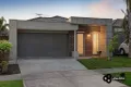 Property photo of 5 Cascade Way Pakenham VIC 3810