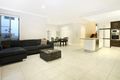 Property photo of 2/1012 Lakeview Terrace Benowa QLD 4217