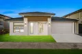 Property photo of 30 Guling Rise Clyde North VIC 3978