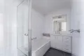 Property photo of 2/105 Orrong Crescent Caulfield North VIC 3161
