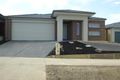 Property photo of 16 Nixon Drive Berwick VIC 3806