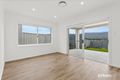 Property photo of 21 Mapleton Terrace Stream Hill NSW 2526