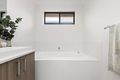 Property photo of 19 Gullane Close Heddon Greta NSW 2321