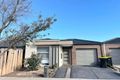 Property photo of 32 Forrester Grove Fraser Rise VIC 3336