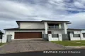 Property photo of 18 Southview Crescent Carindale QLD 4152
