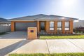 Property photo of 8 Zara Street Gobbagombalin NSW 2650