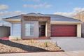 Property photo of 46 Rutherglen Way Caroline Springs VIC 3023