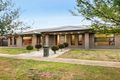 Property photo of 2 Thompson Close Gisborne VIC 3437