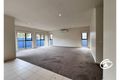 Property photo of 6 Dianella Close Pakenham VIC 3810