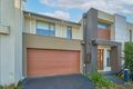Property photo of 7 Fleuve Rise Clyde North VIC 3978