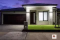 Property photo of 18 Damesfly Circuit Tarneit VIC 3029