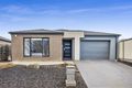 Property photo of 33 Phoenix Grove Fraser Rise VIC 3336