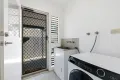 Property photo of 199 Mildura Drive Helensvale QLD 4212