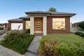 Property photo of 2 Kinkade Close Cranbourne East VIC 3977