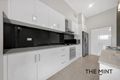 Property photo of 2/27 Gordons Road South Morang VIC 3752