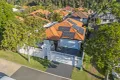 Property photo of 40 Gardendale Crescent Burleigh Waters QLD 4220