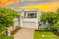 Property photo of 2/30 Heights Drive Robina QLD 4226