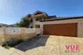 Property photo of 246 Santa Barbara Parade Jindalee WA 6036