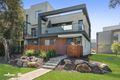 Property photo of 25 Lithgow Way Mooroolbark VIC 3138