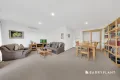 Property photo of 2 Hoddle Court Mill Park VIC 3082