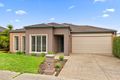 Property photo of 7 Pashia Grove Pakenham VIC 3810