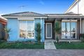 Property photo of 14 Viewbank Circuit Roxburgh Park VIC 3064