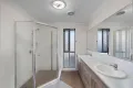 Property photo of 46 Fred Pham Crescent Doolandella QLD 4077