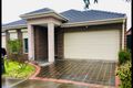 Property photo of 8 Rosleigh Drive Craigieburn VIC 3064