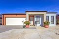 Property photo of 6 Bloomfield Place Truganina VIC 3029