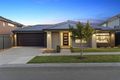 Property photo of 14 Bellinger Circuit Craigieburn VIC 3064