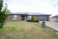Property photo of 7 Clem McFawn Place Orange NSW 2800