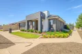 Property photo of 17 Mallacoota Drive Kialla VIC 3631