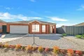 Property photo of 8 Manifera Close Manor Lakes VIC 3024