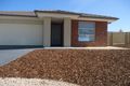 Property photo of 2 Lacombe Boulevard Doreen VIC 3754