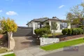 Property photo of 2 Peckover Court Endeavour Hills VIC 3802