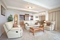 Property photo of 19/19 Oatland Esplanade Runaway Bay QLD 4216