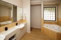 Property photo of 8 Brownlow Drive Bourkelands NSW 2650