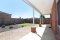 Property photo of 33 Maidenhair Drive Wallan VIC 3756